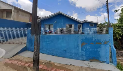 Casa Residencial com 4 quartos  para alugar, 130.00 m2 por R$950.00  - Contorno - Ponta Grossa/PR