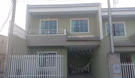 Sobrado com 3 quartos  à venda, 93.96 m2 por R$655000.00  - Uvaranas - Ponta Grossa/PR