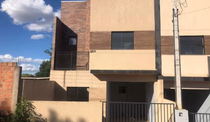 Casa Residencial com 2 quartos  à venda, 80.00 m2 por R$280000.00  - Oficinas - Ponta Grossa/PR