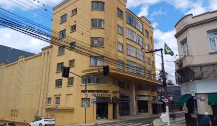 Apartamento com 2 quartos  à venda, 70.00 m2 por R$270000.00  - Centro - Ponta Grossa/PR