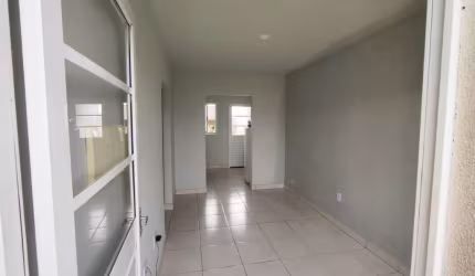 Casa Residencial com 2 quartos  à venda, 48.00 m2 por R$200000.00  - Neves - Ponta Grossa/PR