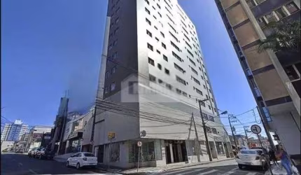 Apartamento com 4 quartos  para alugar, 130.00 m2 por R$3250.00  - Centro - Ponta Grossa/PR