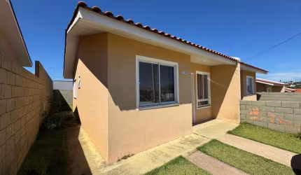 Casa Residencial com 2 quartos  para alugar, 48.00 m2 por R$800.00  - Chapada - Ponta Grossa/PR
