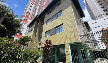 Apartamento com 3 quartos  para alugar, 82.00 m2 por R$2180.00  - Centro - Ponta Grossa/PR