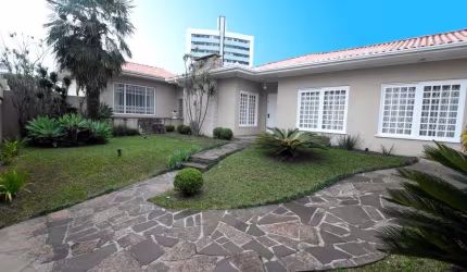 Casa Residencial com 3 quartos  à venda, 445.22 m2 por R$2700000.00  - Centro - Ponta Grossa/PR