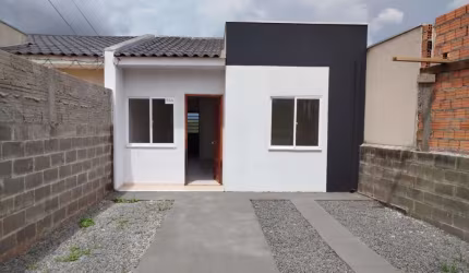 Casa Residencial com 2 quartos  à venda, 40.20 m2 por R$180000.00  - Cara Cara - Ponta Grossa/PR