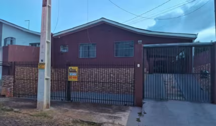 Casa Residencial com 3 quartos  à venda, 200.00 m2 por R$390000.00  - Contorno - Ponta Grossa/PR