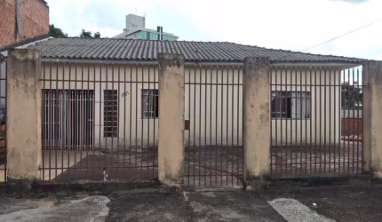 Casa Residencial com 2 quartos  à venda, 86.00 m2 por R$380000.00  - Jardim Carvalho - Ponta Grossa/PR