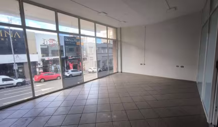 Comercial para alugar, 1080.00 m2 por R$14000.00  - Centro - Ponta Grossa/PR