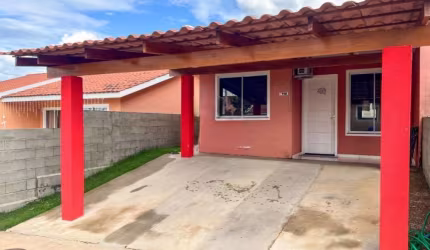 Casa Residencial com 2 quartos  à venda, 50.04 m2 por R$215000.00  - Uvaranas - Ponta Grossa/PR
