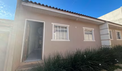 Casa em Condomínio para alugar, 52.00 m2 por R$950.00  - Piriquitos - Ponta Grossa/PR