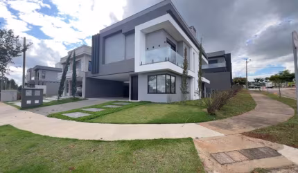 Casa em Condomínio à venda, 230.00 m2 por R$1700000.00  - Jardim Carvalho - Ponta Grossa/PR