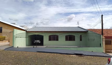 Casa Residencial com 3 quartos  à venda, 150.00 m2 por R$420000.00  - Contorno - Ponta Grossa/PR