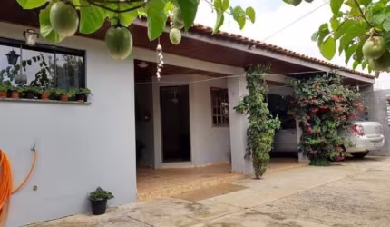Casa Residencial com 2 quartos  à venda, 124.00 m2 por R$360000.00  - Uvaranas - Ponta Grossa/PR