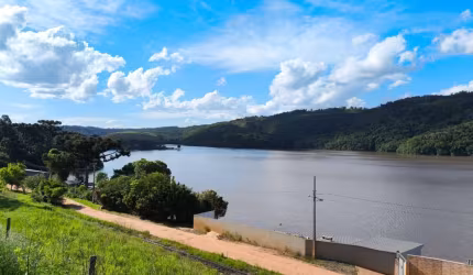 Chácara à venda, 3943.00 m2 por R$650000.00  - Vila Ernestina - Ponta Grossa/PR