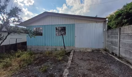 Casa Residencial com 2 quartos  para alugar, 80.00 m2 por R$900.00  - Ronda - Ponta Grossa/PR