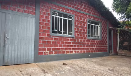 Casa Residencial com 2 quartos  para alugar, 57.00 m2 por R$1000.00  - Jardim Carvalho - Ponta Grossa/PR