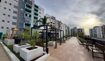 Apartamento com 3 quartos  para alugar, 90.00 m2 por R$1800.00  - Contorno - Ponta Grossa/PR