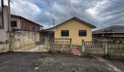 Casa Residencial com 3 quartos  para alugar, 120.00 m2 por R$1300.00  - Chapada - Ponta Grossa/PR