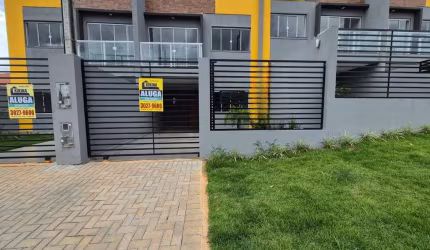 Sobrado com 3 quartos  para alugar, 95.00 m2 por R$2750.00  - Neves - Ponta Grossa/PR