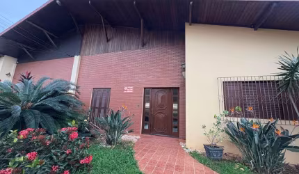 Sobrado com 4 quartos  para alugar, 274.74 m2 por R$4200.00  - Estrela - Ponta Grossa/PR