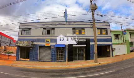 Apartamento com 2 quartos  para alugar, 50.00 m2 por R$900.00  - Centro - Ponta Grossa/PR