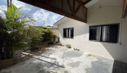 Casa Residencial com 3 quartos  à venda, 150.00 m2 por R$250000.00  - Uvaranas - Ponta Grossa/PR