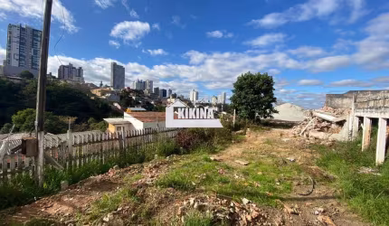 Terreno à venda, 360.00 m2 por R$190000.00  - Centro - Ponta Grossa/PR