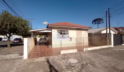 Casa Residencial com 3 quartos  à venda, 205.00 m2 por R$600000.00  - Uvaranas - Ponta Grossa/PR
