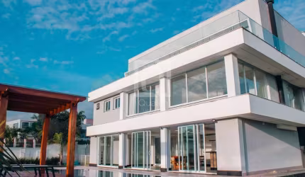 Casa Alto Padrão Mobiliada à venda no Condomínio Saint Charbel - Araçoiaba da Serra, SP