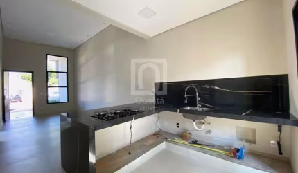 Casa térrea à venda no Condomínio Residencial Jardim em Sorocaba