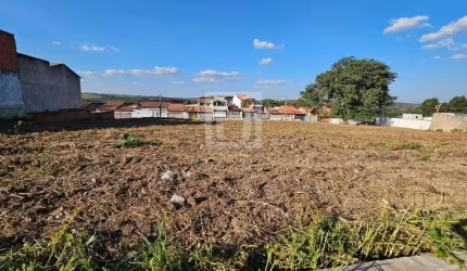 Terreno à venda no Jardim Maria Clara em Salto de Pirapora