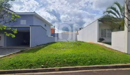 Terreno a venda no condomínio Lago da Serra em Araçoiaba da Serra.