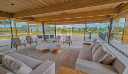 Casa Contemporânea à Venda no Condomínio Fazenda Boa Vista