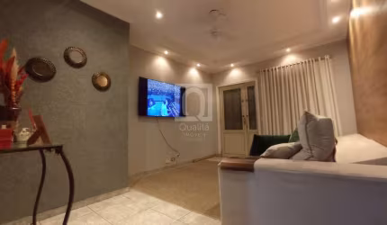 Casa à venda com 3 quartos no Jardim Santa Bárbara - Sorocaba