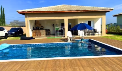 Casa à venda Village da Serra
