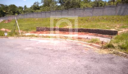 Terreno à venda no Condomínio Residencial Horto Florestal Villagio - Sorocaba