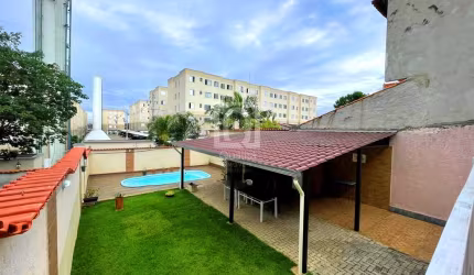 Sobrado à venda no bairro Vila Vasque- Votorantim