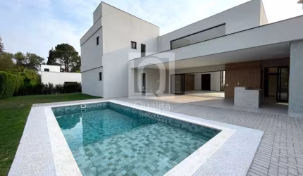 Sobrado à venda no Condomínio Residencial Lago Azul- Araçoiaba da Serra