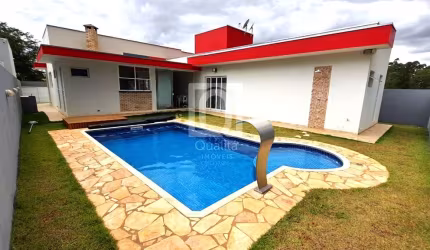 Casa térrea à venda no Condomínio Ninho Verde 1- Porangaba