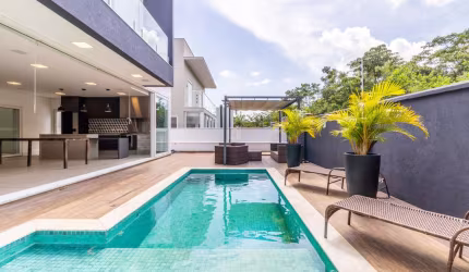 Casa com porteira fechada Alphaville Nova Esplanada