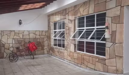 Casa térrea á venda na Vila Assis - Sorocaba
