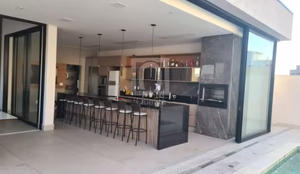 Casa alto padrão com 3 suítes e 4 vagas no condomínio Alphaville Nova Esplanada 4 Votorantim