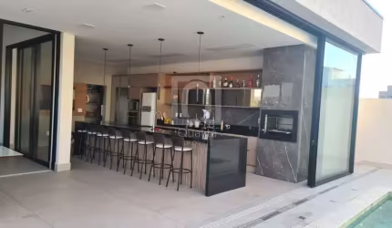 Casa alto padrão com 3 suítes e 4 vagas no condomínio Alphaville Nova Esplanada 4 Votorantim