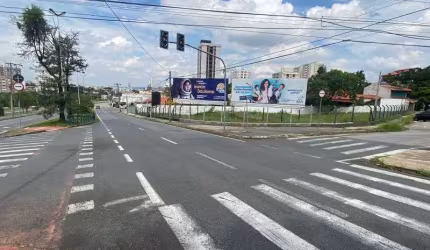 Terreno Comercial para Venda ou Locação na Avenida Américo de Carvalho em Sorocaba