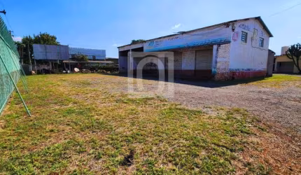 Oportunidade imperdível: área comercial de 350m² à venda em Araçoiaba da Serra-SP, no bairro Barreirinho!