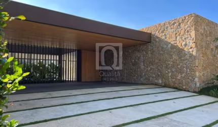 Luxuosa Casa em Condomínio à Venda em Araçoiaba da Serra-SP, Bairro Lago Azul Residencial e Golfe Clube - 4 Quartos, 4 Suítes, 3 Salas, 6 Banheiros, 6 Vagas, 440m².