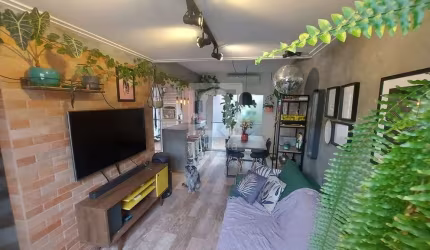 Casa de 3 quartos em condomínio no Jardim Simus, Sorocaba-SP: 1 suíte, 1 sala, 3 banheiros, 2 vagas, 95m². Venha conferir!
