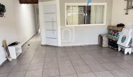 Imperdível Casa à Venda em Sorocaba-SP, Parque São Bento! 3 Quartos, 1 Suíte, 2 Salas, 3 Banheiros, 2 Vagas de Garagem, 150m²!