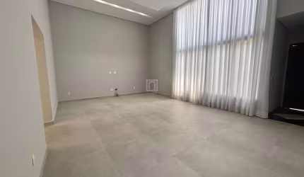 Casa térrea à venda no Residencial Jardim Solar do Bosque, Sorocaba | 3 suítes, piscina e área gourmet